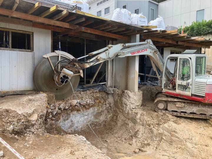 Rock sawing - Allsites Excavations Sydney Rock saw cutting sandstone during tight access excavation in Sydney