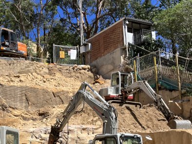 5 tonne excavator hire Sydney for residential excavation 5 tonne excavator working on residential site excavation in Sydney